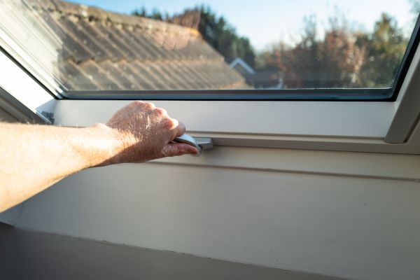 Pivot Window Repair in Ashburn